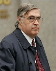 USDCjudgeLewisKaplan.jpg